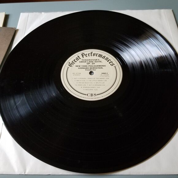 Tchaikovsky: Nutcracker Suite; Swan Lake Suite (CBS Great Performances) - Music - Picture 10 of 11